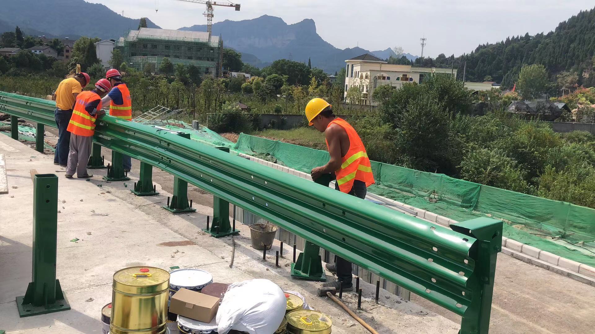 瑞安市三波波形护栏热镀锌波形护栏 - 推荐